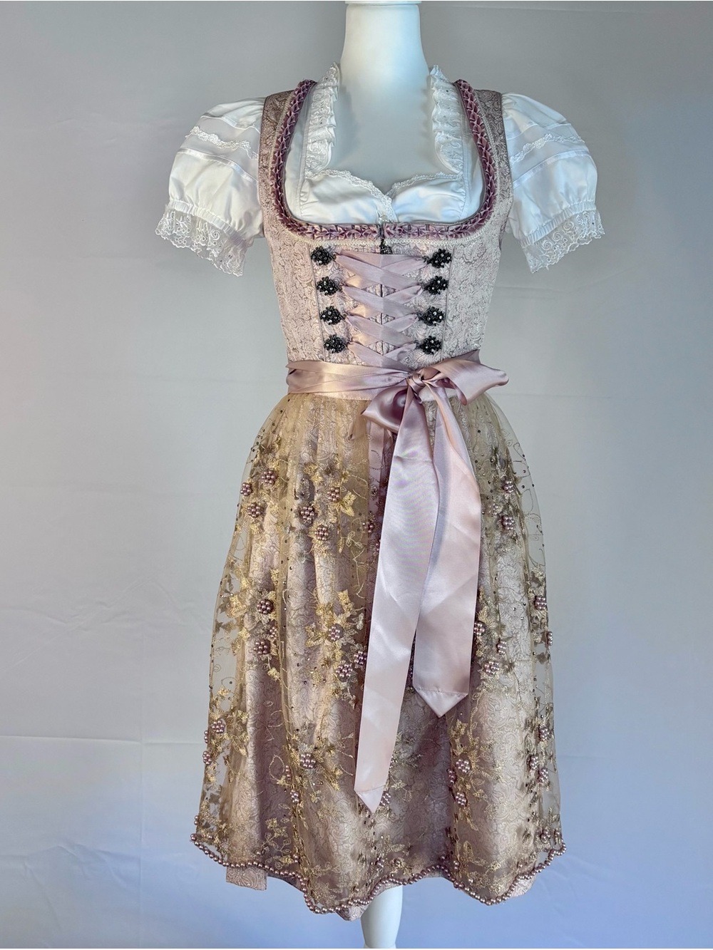 Luxury Authentic Dirndl 3-Piece Set Size 36 ≈ US 6 Oktoberfest Rose & Champagne